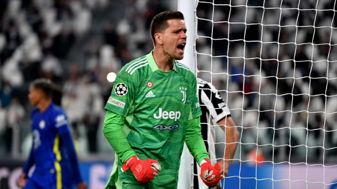 Szczesny Masih Belum Deal ke Barcelona